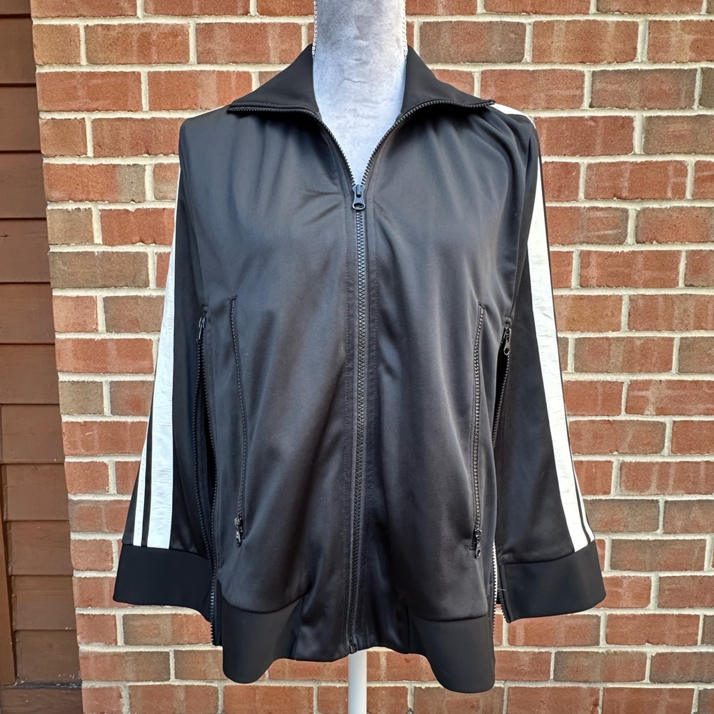 Pam & Gela track jacket cape